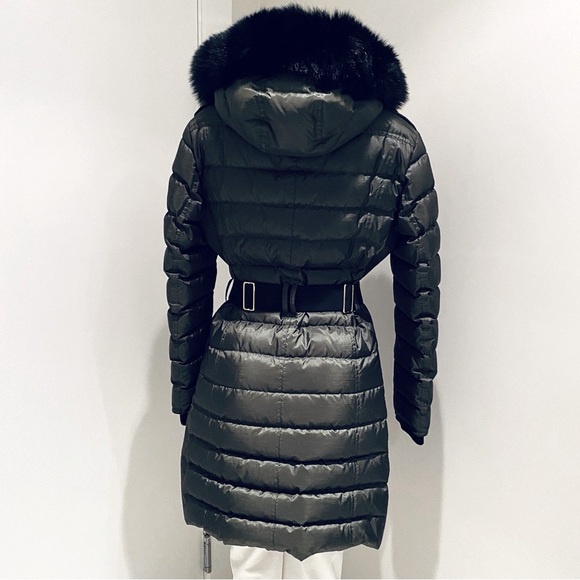 BURBERRY LONDON ABBEYDALE FOX-FUR TRIMMED PUFFER COAT - Picture 10 of 14